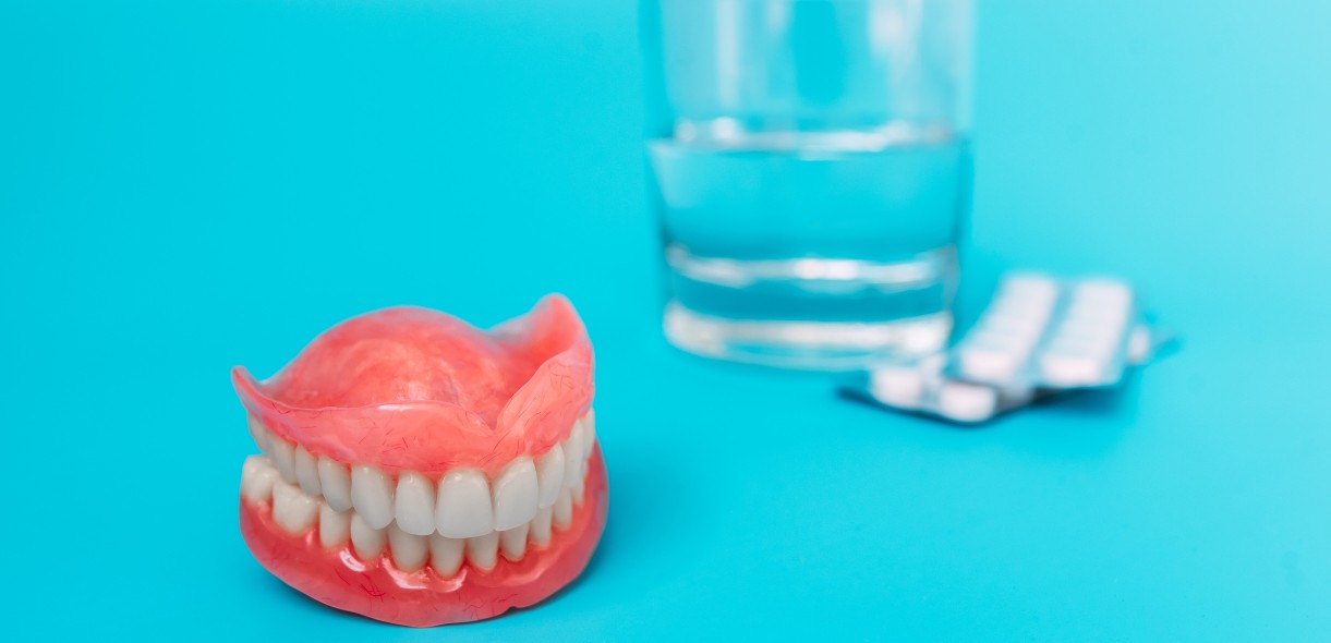 Exploring Pros and Cons of Dentures - Exploring Pros and Cons of Dentures